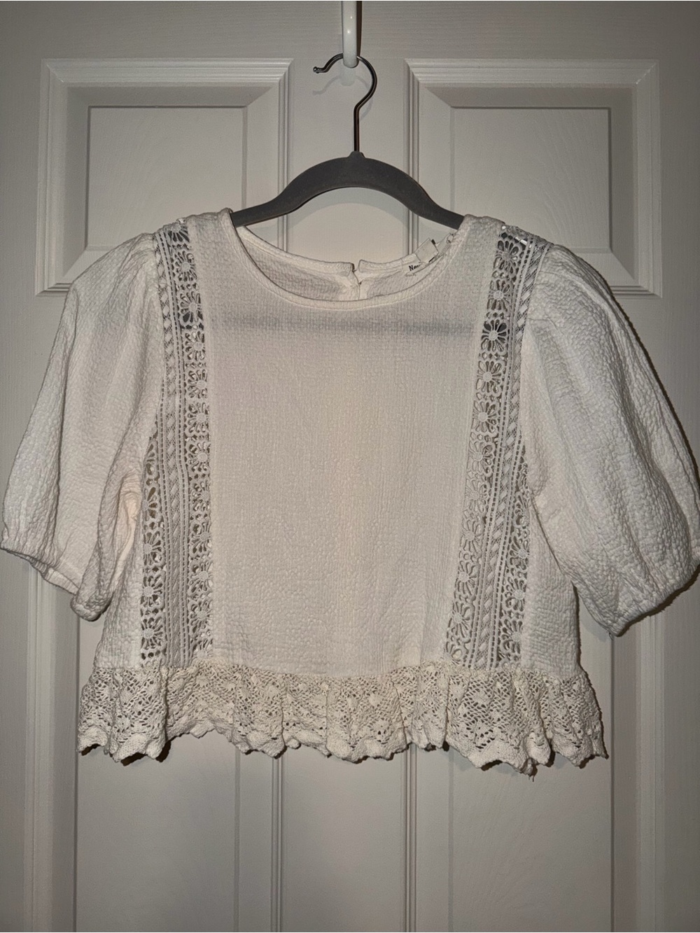 Newbury Kustom White Crochet-Trim Boho Puff Sleeve Blouse